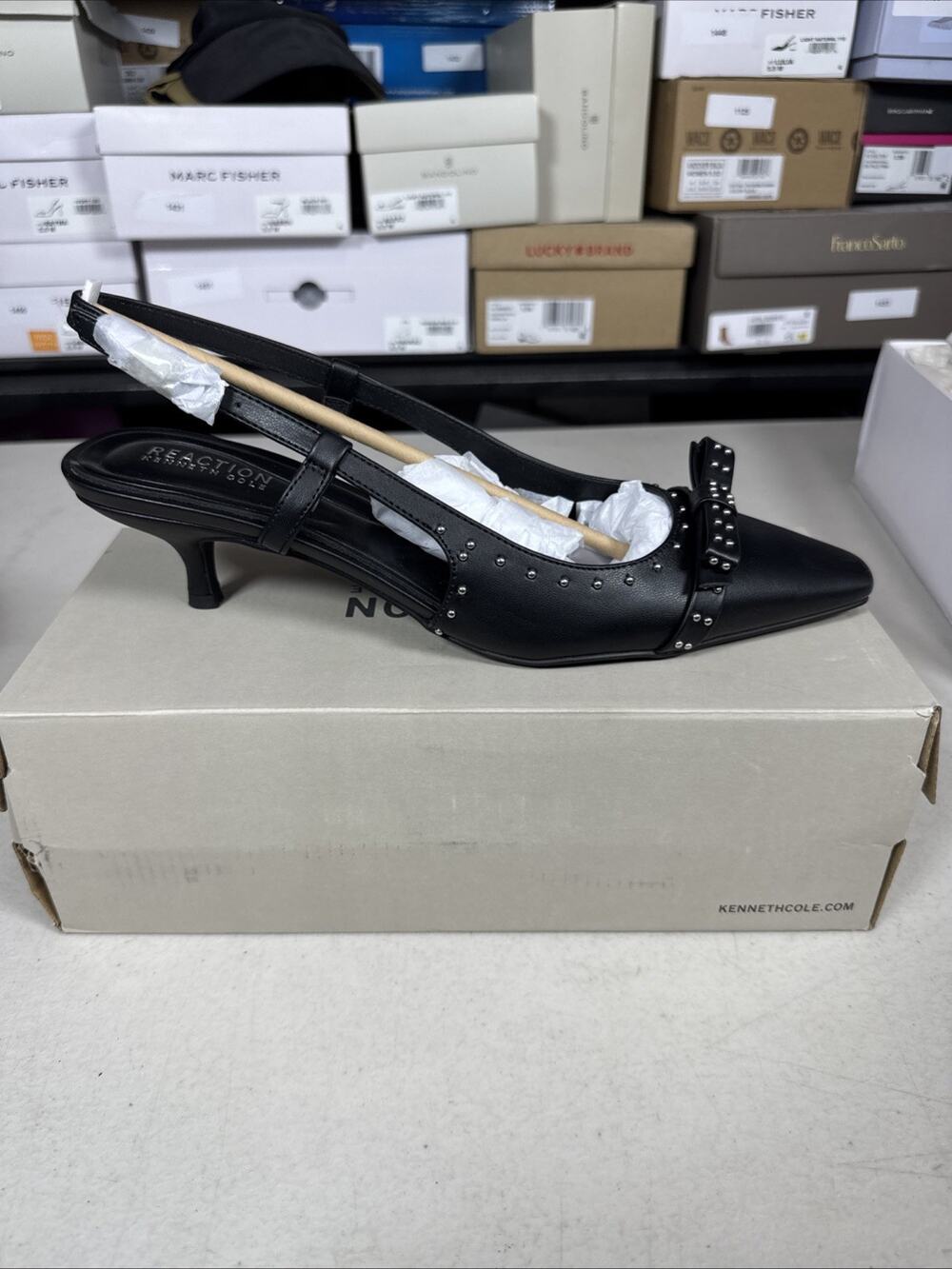 Women's 11 Kenneth Cole REACTION Manchester Black Kitten heel